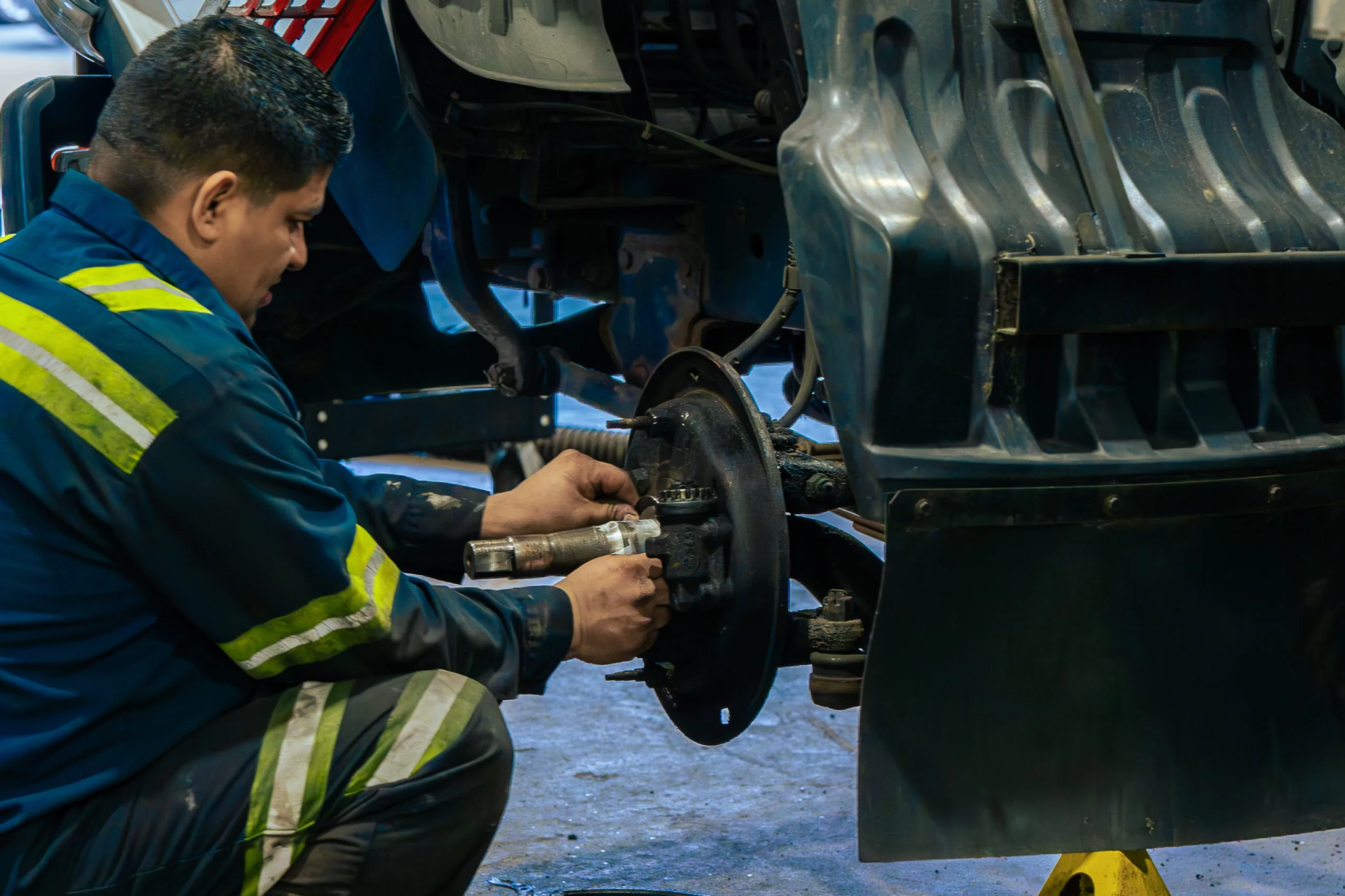 Heavy duty truck repair Long Island specialized drivetrain and high-torque asset protection maintenance